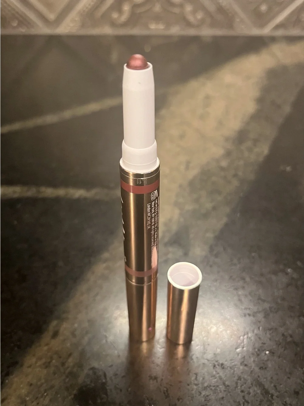 tarte Tartelette Dual-Ended shadow liner in plum/amethist